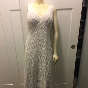 Beautiful wedding dress & veil